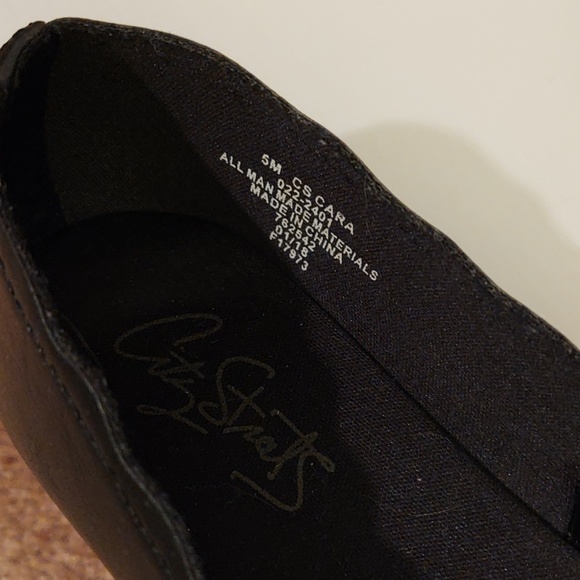 City Streets flats. Two pair. Size 5. - Picture 3 of 7